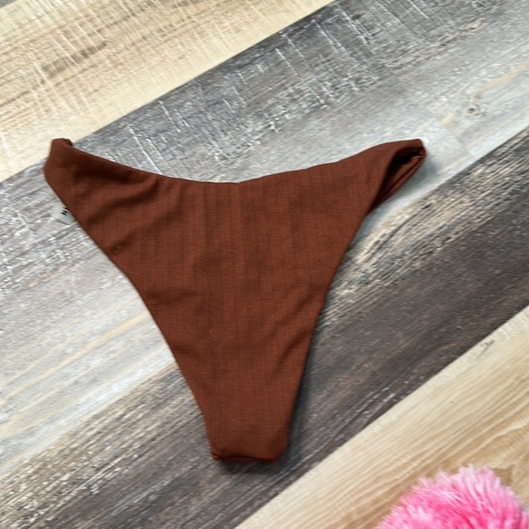rustic ribbed bikini bottom✨ - Picture 2 of 2